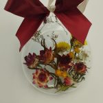 Glob de sticla cu flori uscate diametrul 8cm V09